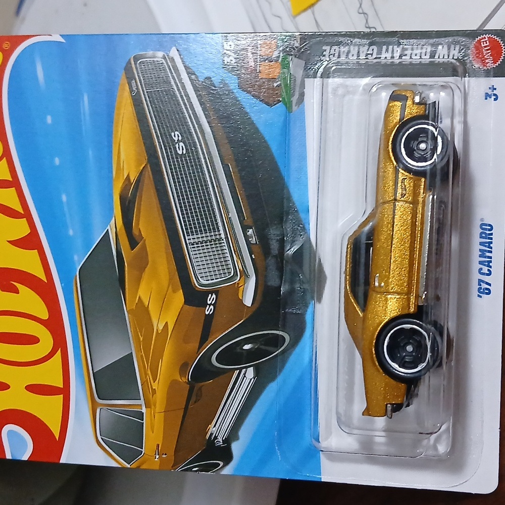 Hot Wheels Gold  Camaro SS Model Car